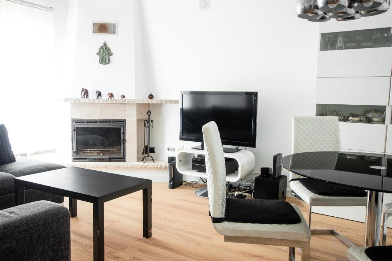 Villa 6Pax Baby Friendly Near Dino Park&Beaches São Bartolomeu Extérieur photo